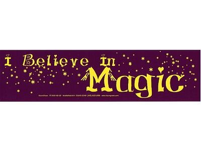 Bumper_Sticker_I_believe_in_magic.jpg